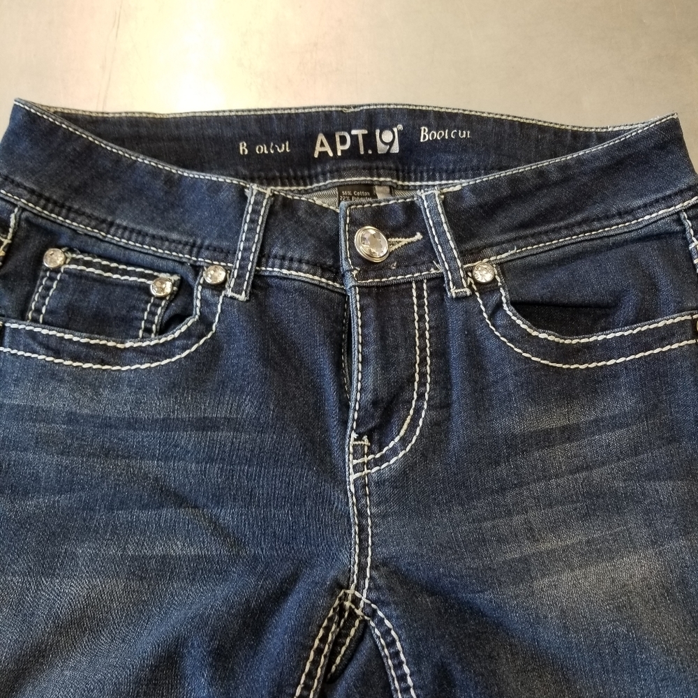 Bootcut jeans